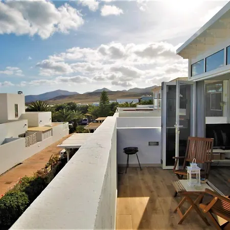 Casal Con Balcon La Vela Puerto Calero