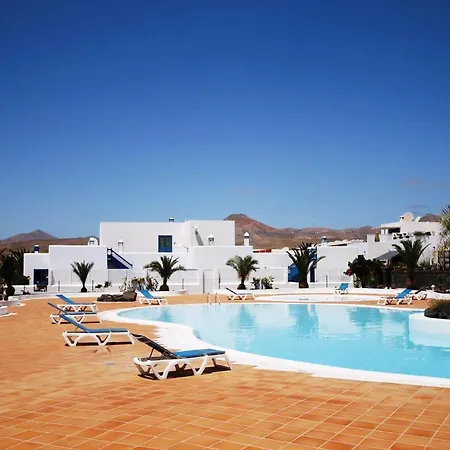 Casal Con Balcon La Vela Holiday home *