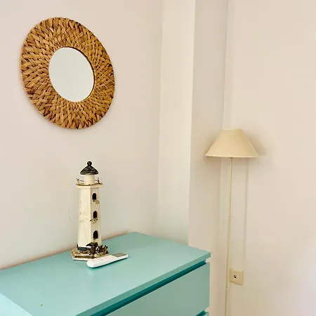 Vacacional Con Balcón La Vela *